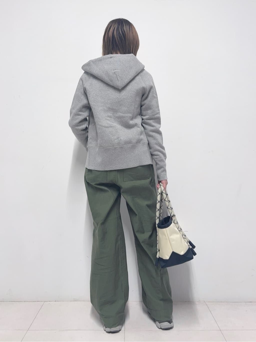 Nishijimaさんの「DRESSTERIOR｜◆【ウォッシャブル】コットンフルニードルニット」を使ったコーディネート