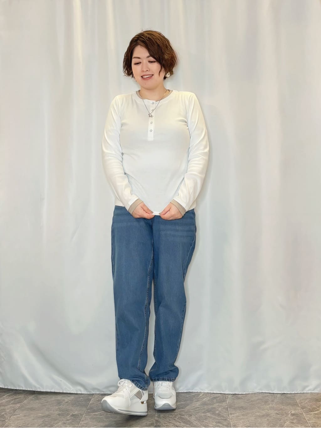 たみさんの「SHOO･LA･RUE｜【防花粉/洗濯機可/S-LL】ゆったり着られる 大人のテントフーディージャケット」を使ったコーディネート