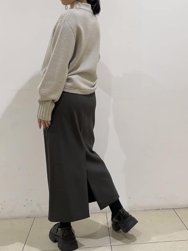 watanabeさんの「UNTITLED｜【洗える】スポンディッシュ ボトルネックニット」を使ったコーディネート