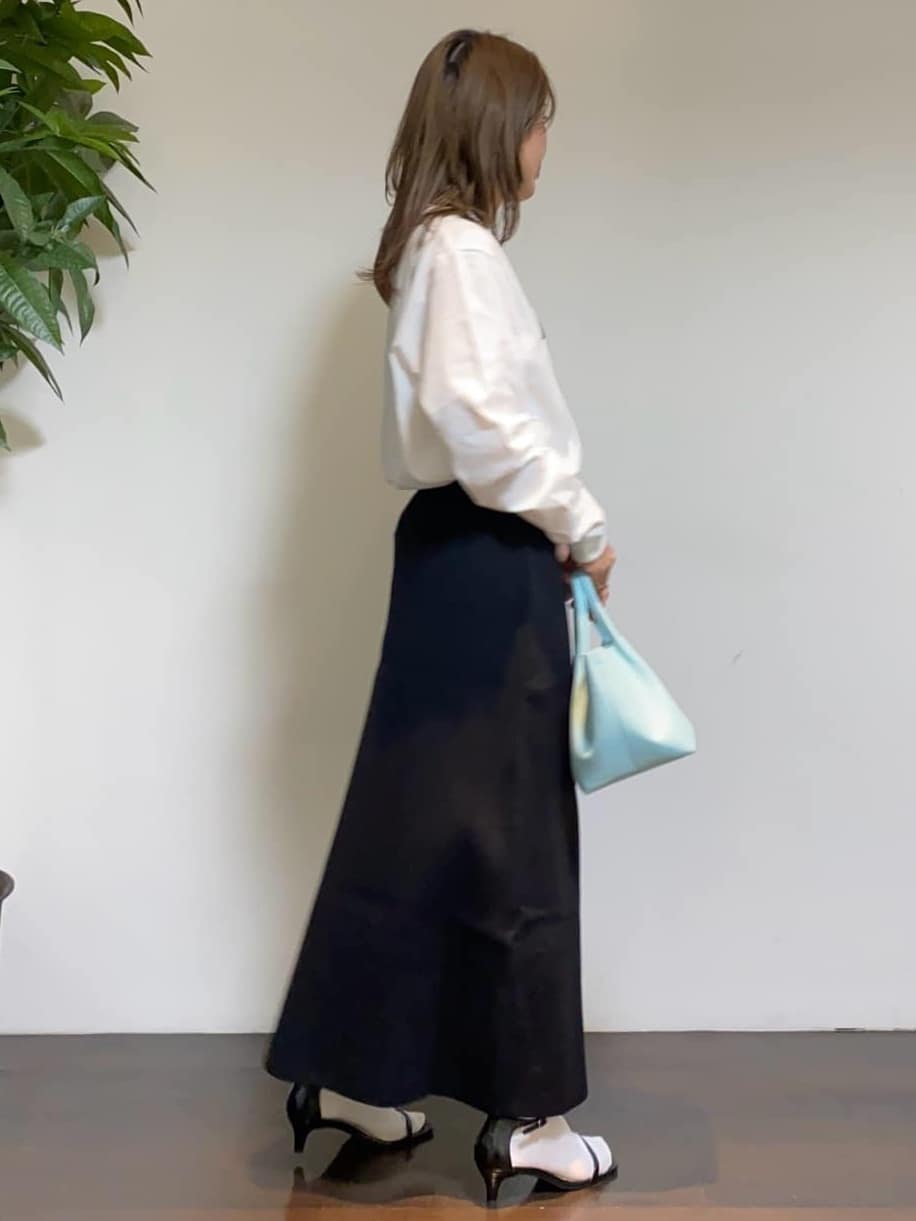 tomoさんの「UNTITLED｜【Healthy DENIM】PerthロングTシャツ」を使ったコーディネート