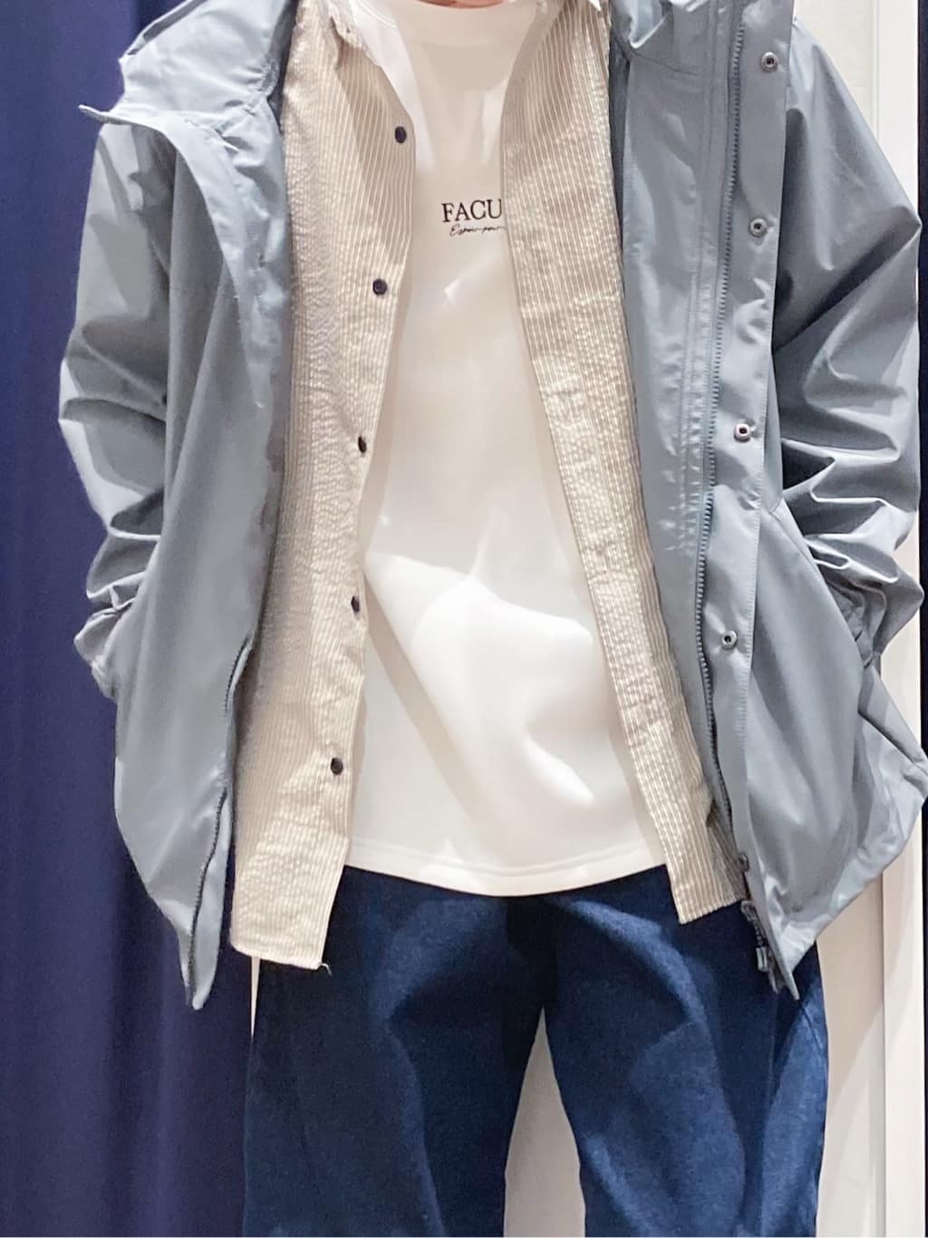 つーじーさんの「THE SHOP TK｜【季節の変わり目に最適】ナイロンマウンテンパーカ  防風/洗濯機OK」を使ったコーディネート