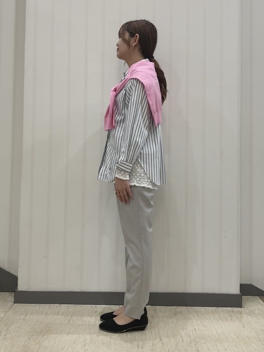 ちひさんの「INDIVI｜【洗える／レイヤードにおすすめ】シャーリングレース ロングTシャツ」を使ったコーディネート