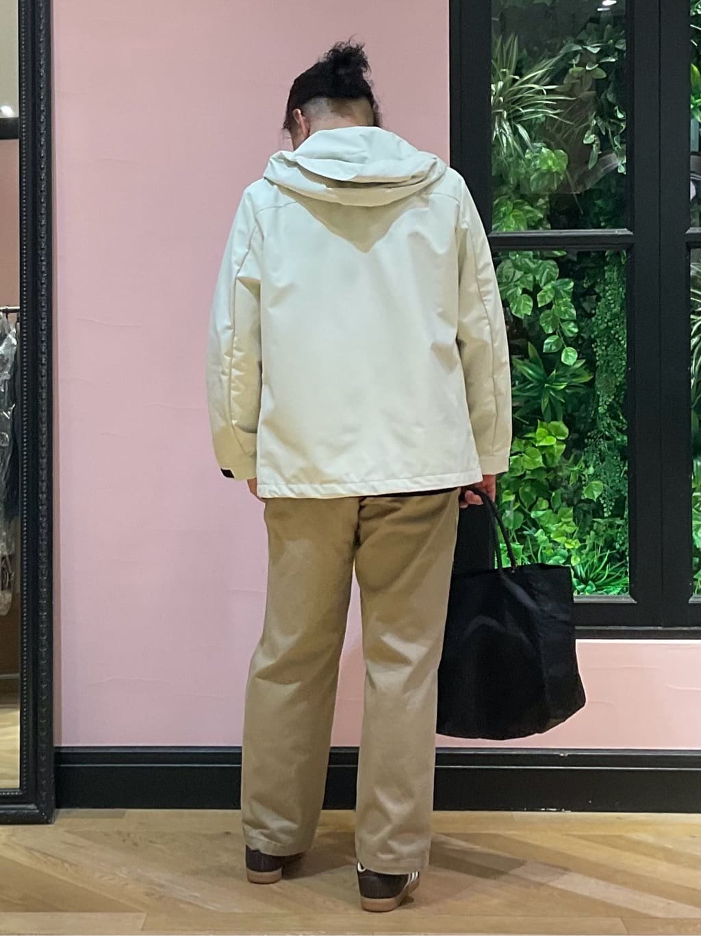 Nagaseさんの「DRESSTERIOR｜ヴィンテージ アルティメットチノパンツ」を使ったコーディネート