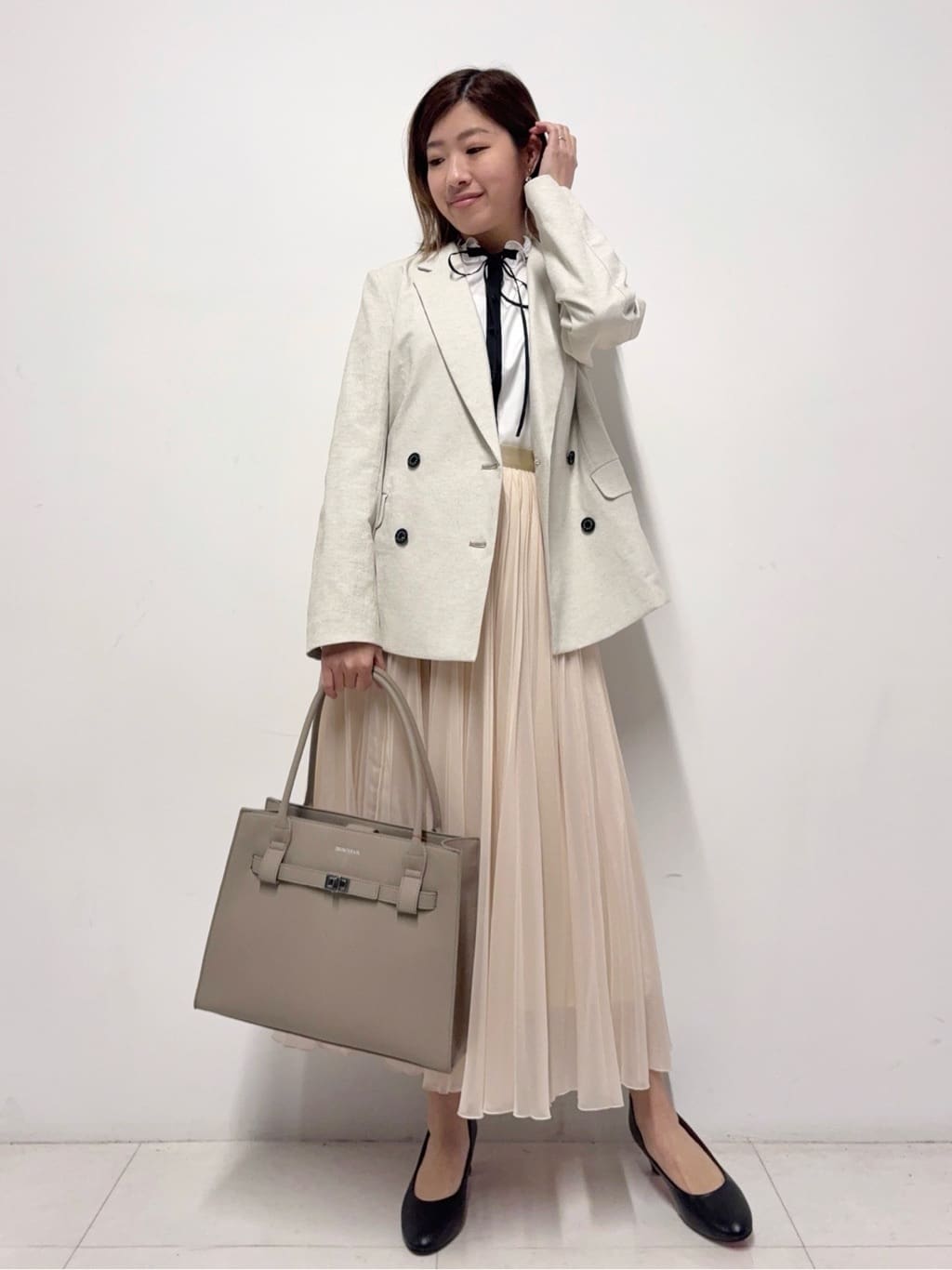 Nishijimaさんの「DRESSTERIOR｜【セットアップ可/吸水速乾/ウォッシャブル】リネンブレンドオックスダブルジャケット」を使ったコーディネート