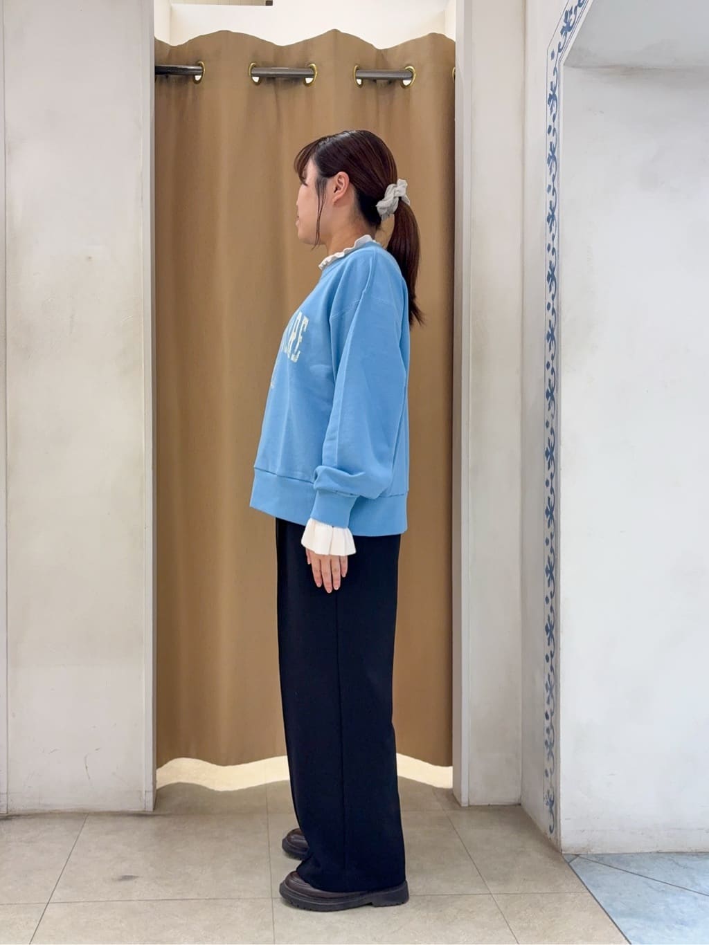 SO(R)Aさんの「SHOO･LA･RUE｜【綿100%/洗濯機可/S-LL/選べる4柄】ゆるく決めたい日に プリントアソートスウェット」を使ったコーディネート