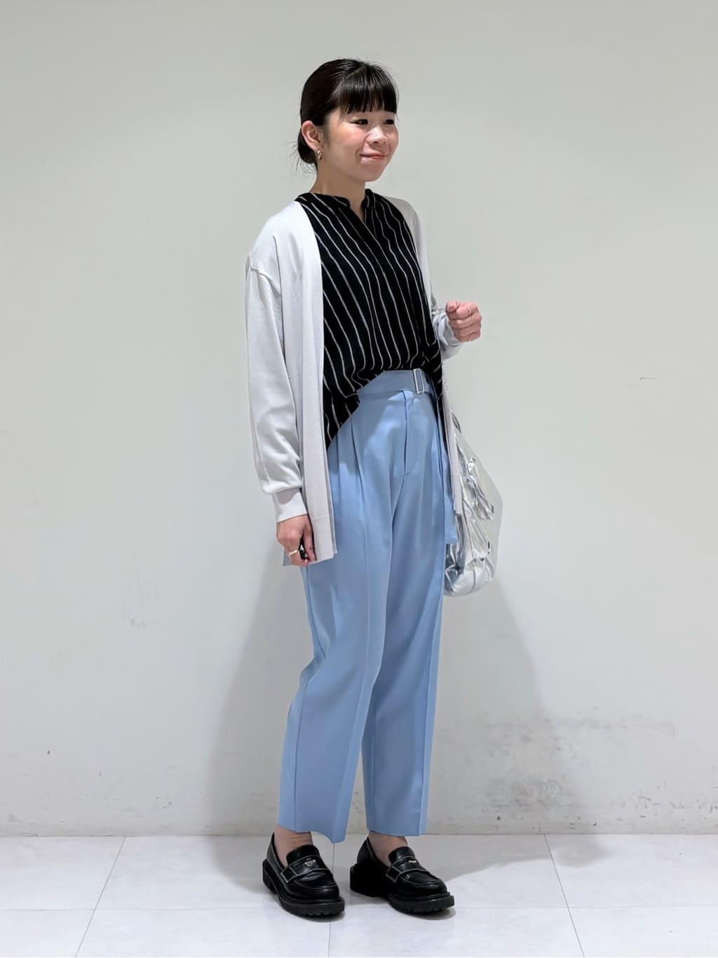 tsuyuさんの「INDIVI｜【新色登場！超軽量】2WAYドロストショルダーバッグ」を使ったコーディネート