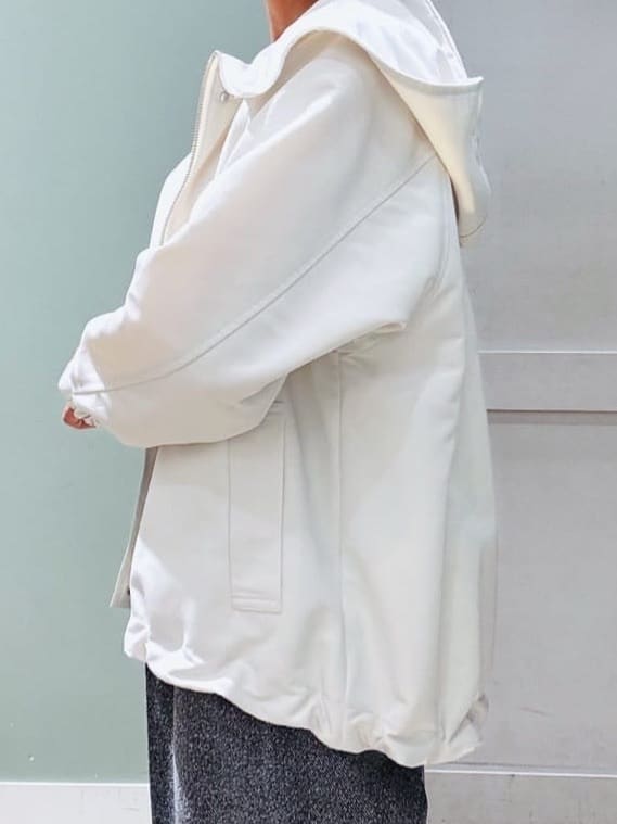 Komi☆さんの「grove｜【撥水】きれいめに着こなせるマウンテンパーカ」を使ったコーディネート