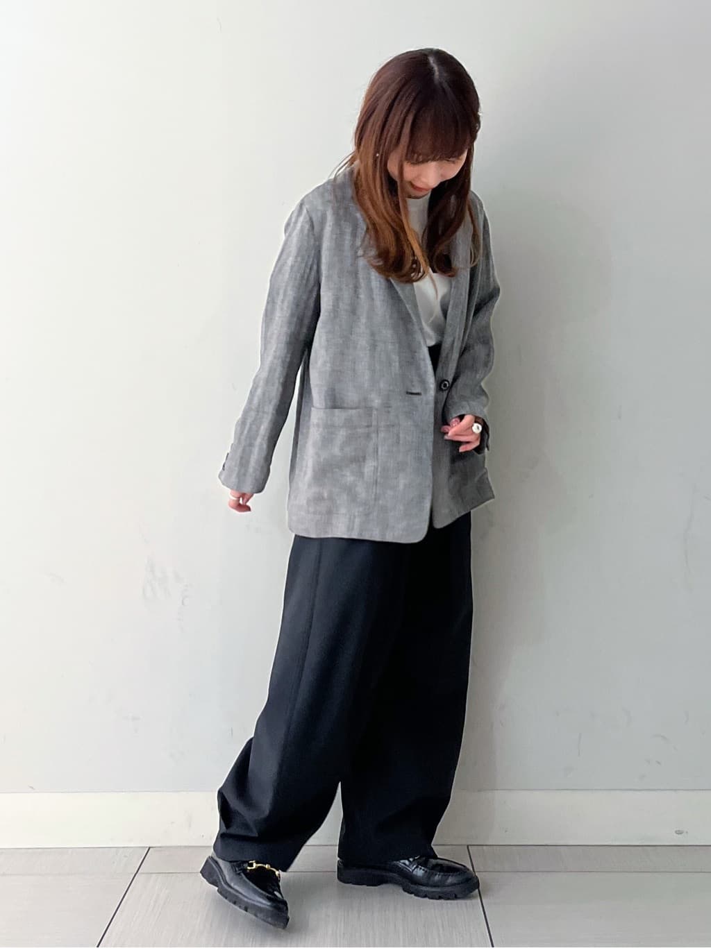 じゅんさんの「DRESSTERIOR｜【接触冷感/ウォッシャブル/otonaMUSE5月号掲載】カービーカーゴパンツ」を使ったコーディネート