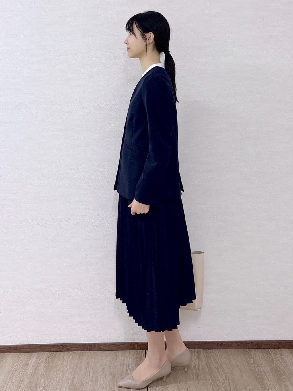 sachikoさんの「OPAQUE.CLIP｜《通勤／セットアップ対応》 Vネックジャケット／ダブルクロス【洗濯機OK】」を使ったコーディネート