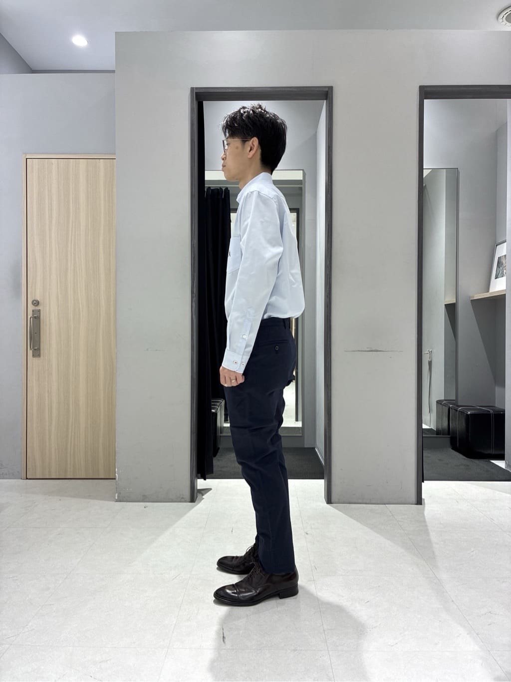 わいずみさんの「TAKEO KIKUCHI｜【360&deg;ストレッチ／軽量】None Of Stress ライト ジャケット（セットアップ対応）」を使ったコーディネート