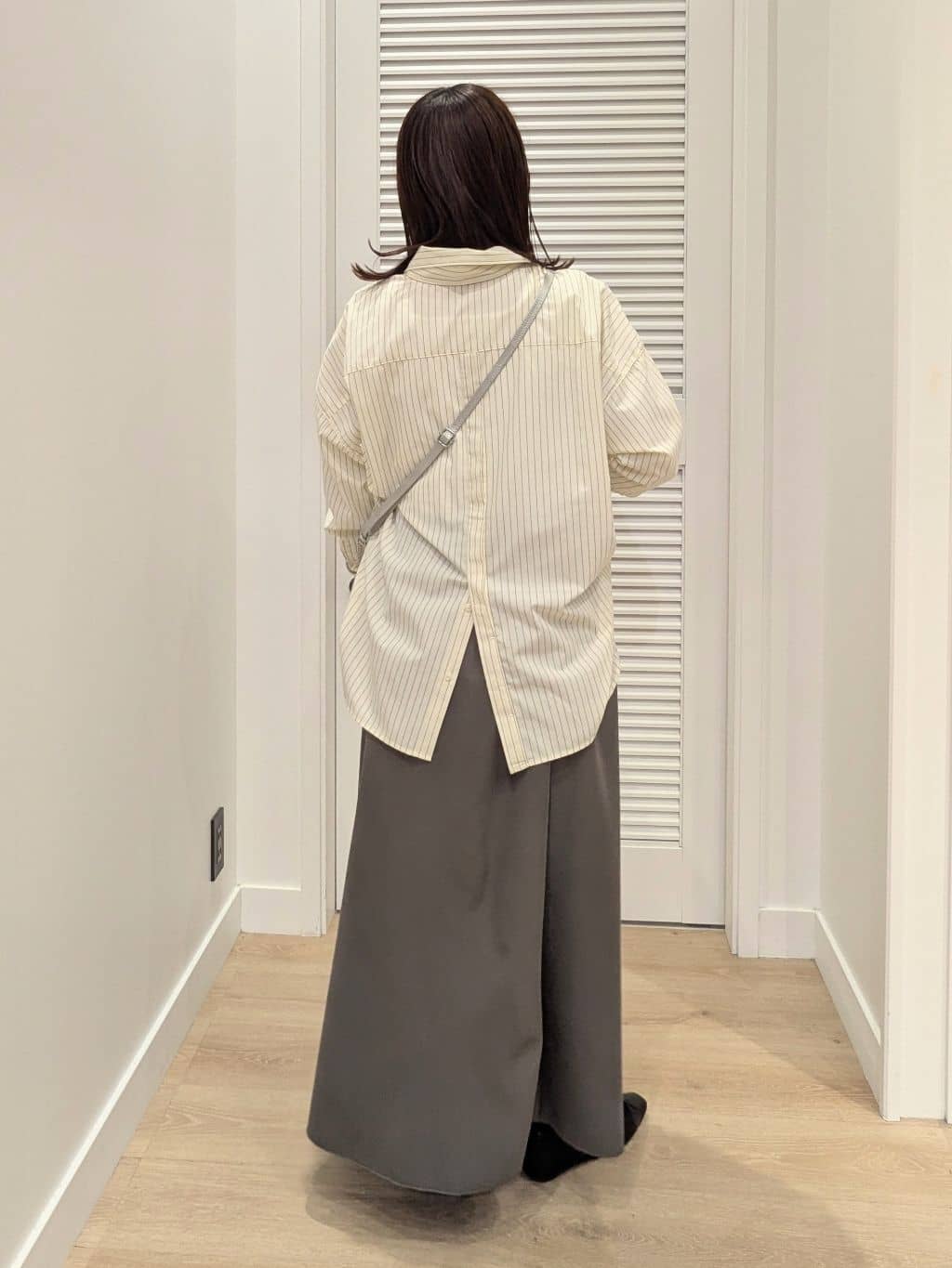 enさんの「Dessin｜レザー調スクエアトゥ  フラットパンプス」を使ったコーディネート