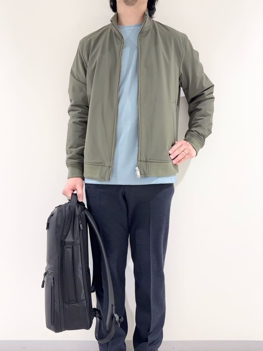及川さんの「TAKEO KIKUCHI｜スタンドカラー ショート リブ ブルゾン」を使ったコーディネート