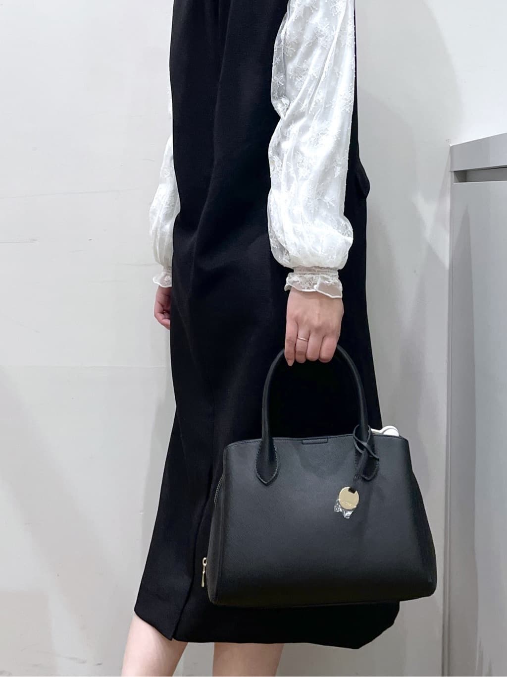 Junさんの「index｜キーネックジャンスカ【洗濯機OK／防シワ／イージーアイロン】」を使ったコーディネート