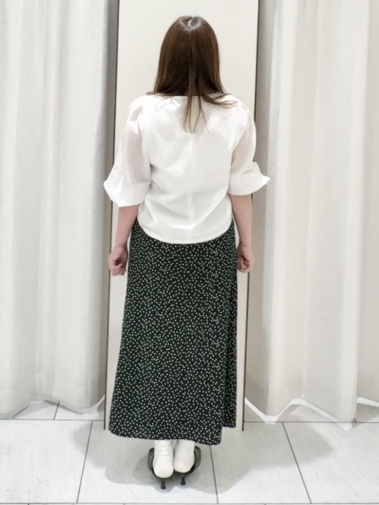 ʏᴜᴋɪᴋᴏさんの「UNTITLED｜◆【洗える/袖シアー】ポンチ袖ボリュームトップス」を使ったコーディネート