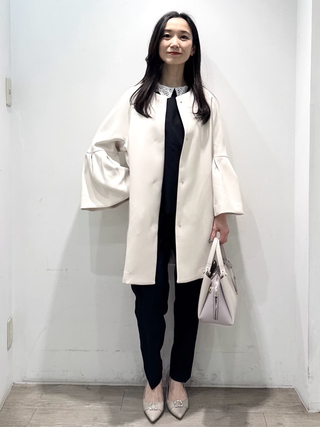 yuicciさんの「OPAQUE.CLIP｜ストレッチイージーテーパードパンツ【洗濯機OK／イージーアイロン】」を使ったコーディネート