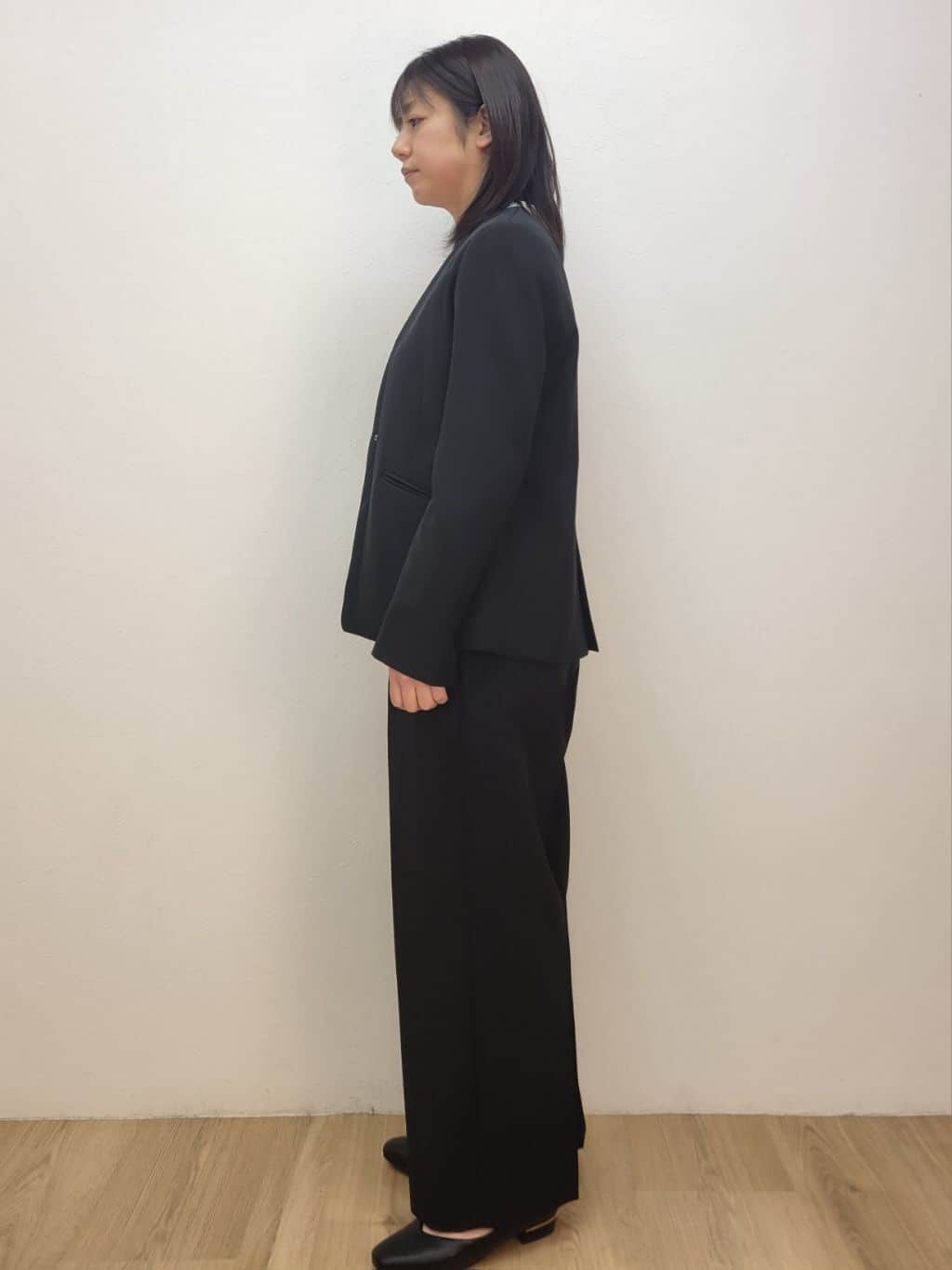 LISAさんの「OPAQUE.CLIP｜《通勤／セットアップ対応》 Vネックジャケット／ダブルクロス【洗濯機OK】」を使ったコーディネート