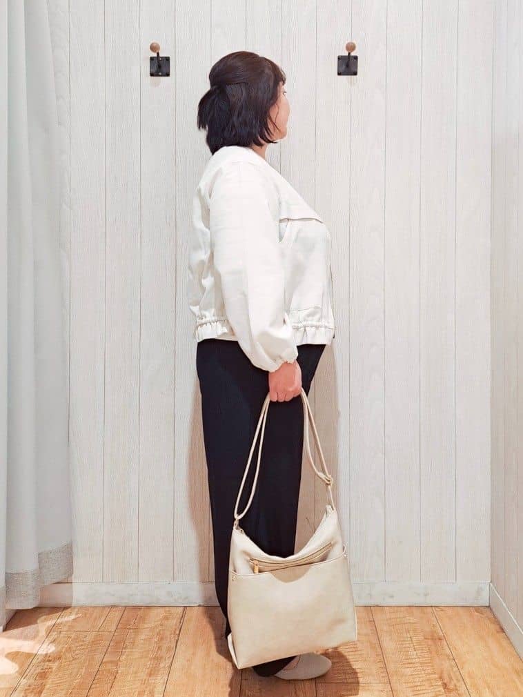 kotomiさんの「SHOO･LA･RUE｜【高レビュー/洗濯機可/S-LL】さらっと着られる 8分袖Ⅴネックニット」を使ったコーディネート