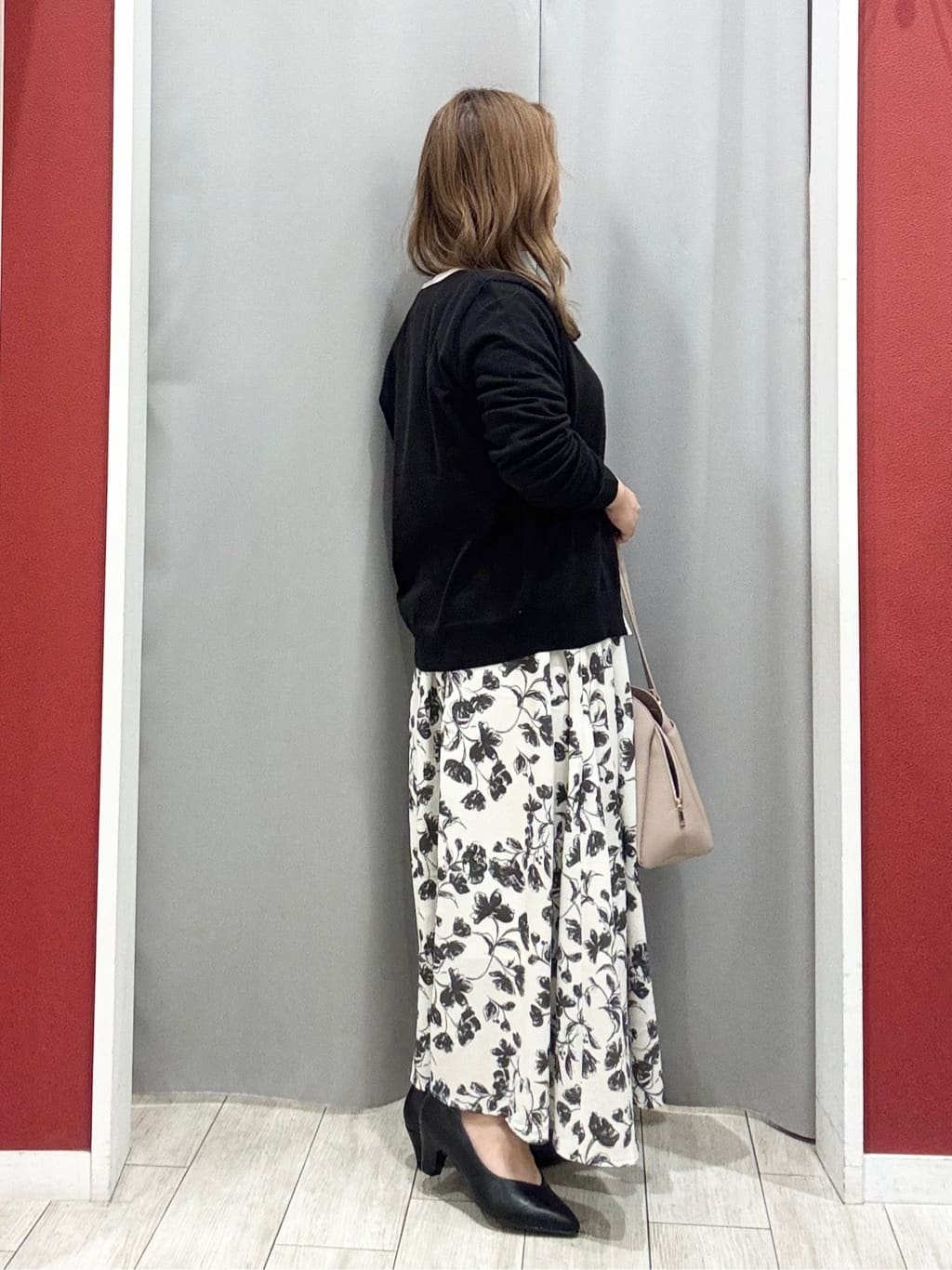shioさんの「SHOO･LA･RUE｜【洗濯機可/S-LL/アンサンブル可】結局、シンプル クルーネックニット」を使ったコーディネート