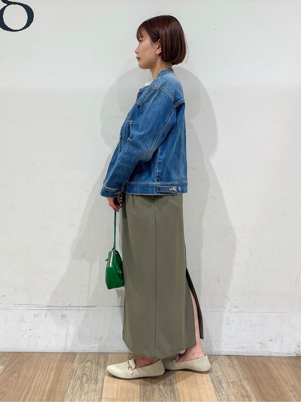 山さんさんの「grove｜着心地軽やか、動きやすいストレッチデニムジャケット」を使ったコーディネート