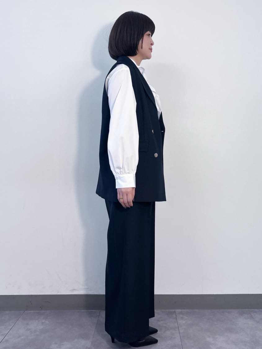 misaさんの「OPAQUE.CLIP｜金ボタンダブルブレストテーラードジレ／セットアップ対応【洗える】《S～LL》」を使ったコーディネート