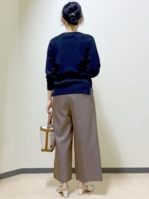  beni_gingerさんの「Reflect｜【ゆったり着られる◎】ラグランスリーブニット」を使ったコーディネート