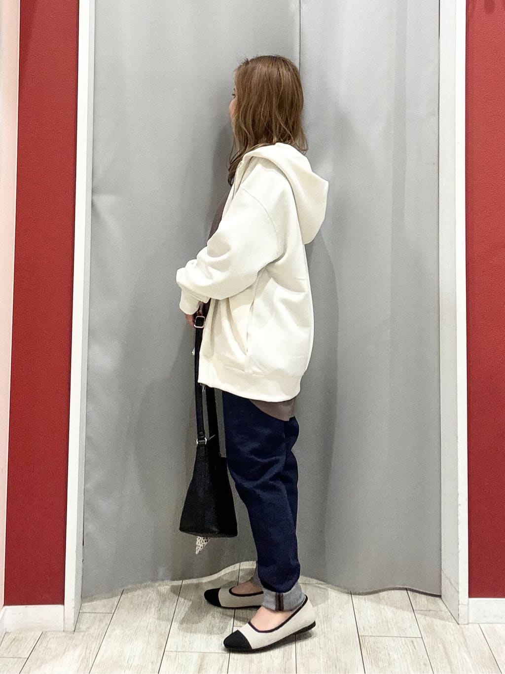 shioさんの「SHOO･LA･RUE｜【SHOO・LA・RUE DENIM】毎日使いたくなる ストレッチデニムスキニーパンツ」を使ったコーディネート