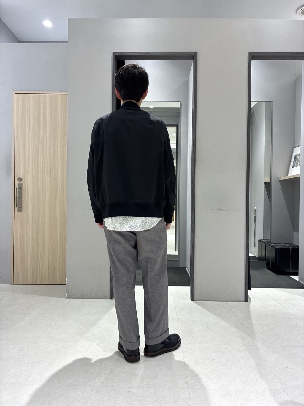 わいずみさんの「TAKEO KIKUCHI｜【BOWLER HAT LABEL】撥水 MA－1ブルゾン」を使ったコーディネート