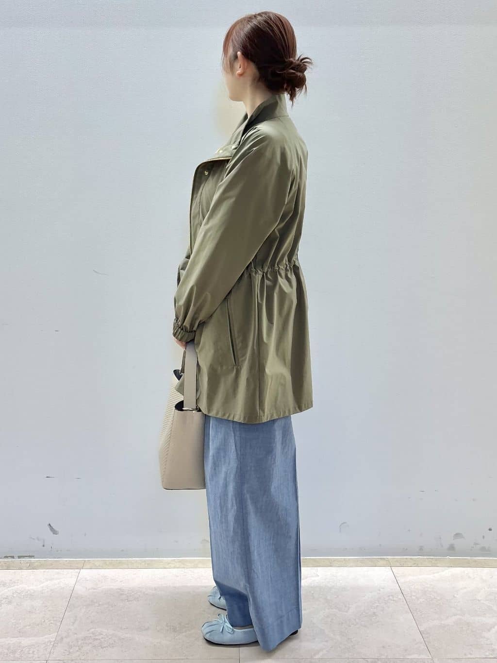 Satoさんの「Reflect｜【撥水】ストレッチタフタミドル丈スタンドカラーコート」を使ったコーディネート