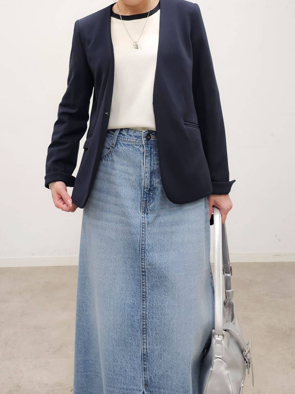 ゆゆさんの「SHOO･LA･RUE｜【洗濯機可/セットアップ可/S-3L】きちんと楽に。カットジョーゼットノーカラージャケット」を使ったコーディネート