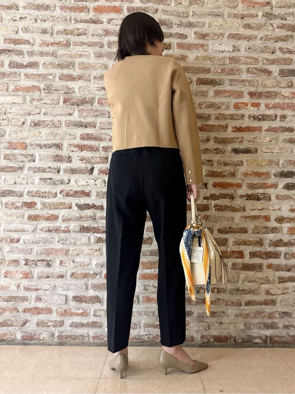 しばさんの「THE SHOP TK｜ハーフミラノカーデ」を使ったコーディネート
