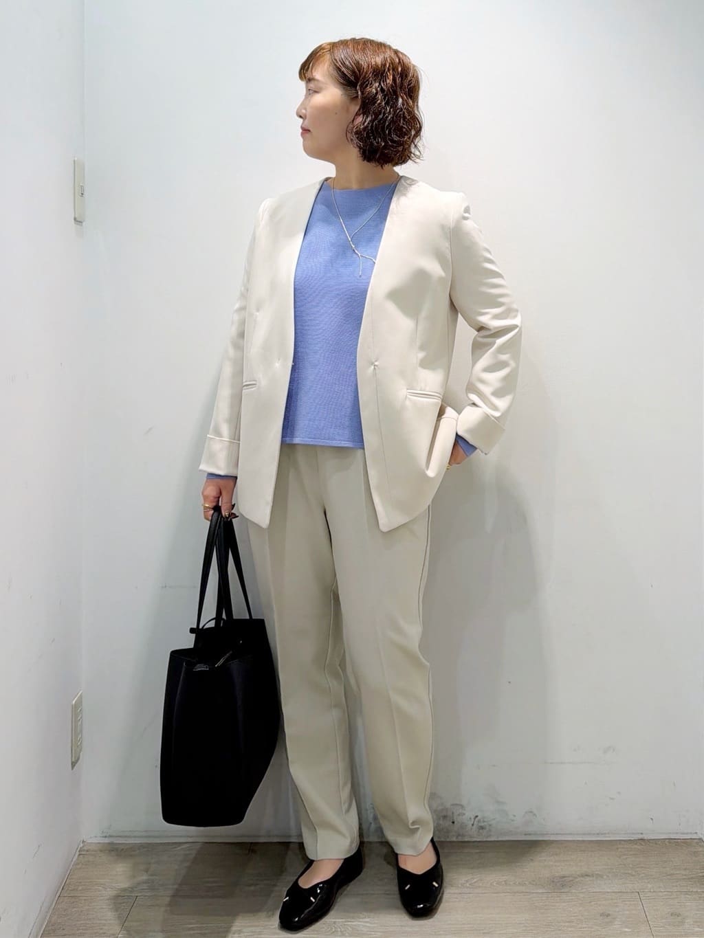 sumicaさんの「OPAQUE.CLIP｜《通勤／セットアップ対応》 Vネックジャケット／ダブルクロス【洗濯機OK】」を使ったコーディネート