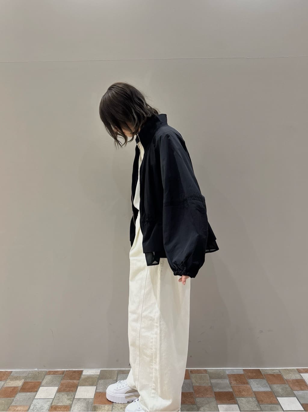 みゆさんの「INDIVI｜シャーリングペプラムブルゾン」を使ったコーディネート