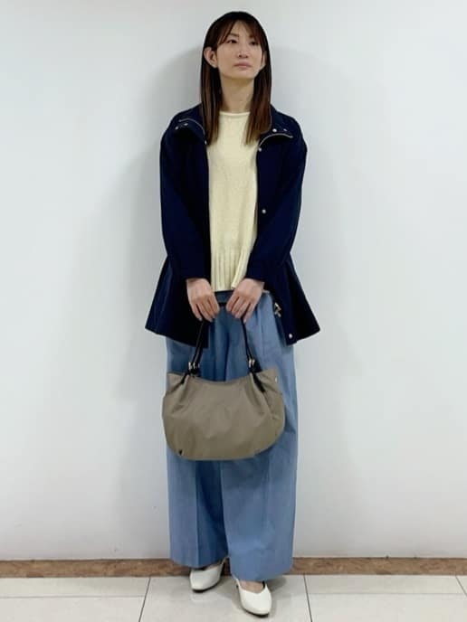 タカハシさんの「Reflect｜【撥水】ストレッチタフタミドル丈スタンドカラーコート」を使ったコーディネート