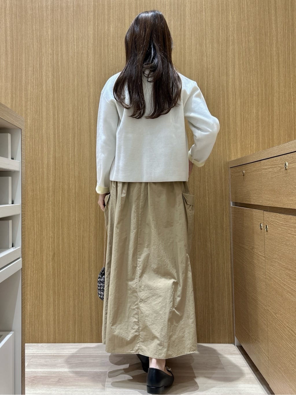 maiさんの「OPAQUE.CLIP｜スナップボタンニットカーディガン【洗濯機OK】」を使ったコーディネート