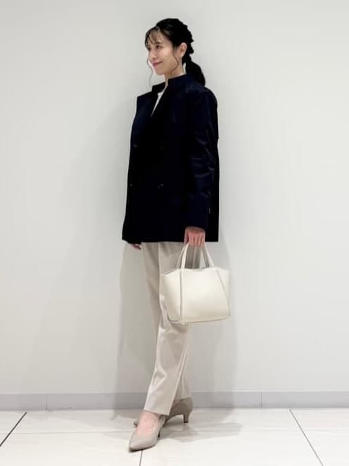 kayoさんの「INDIVI｜【花粉付着防止／撥水／UVケア】名品トレンチコート」を使ったコーディネート