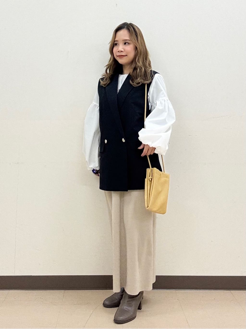 shioさんの「SHOO･LA･RUE｜【セットアップ可/S-LL/洗濯機可】サッと羽織ってこなれ見え ダブルブレストジレ」を使ったコーディネート
