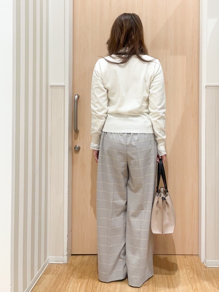 natsumiさんの「SHOO･LA･RUE｜【軽量/2WAY】ふわっと軽いミニトートバッグ」を使ったコーディネート