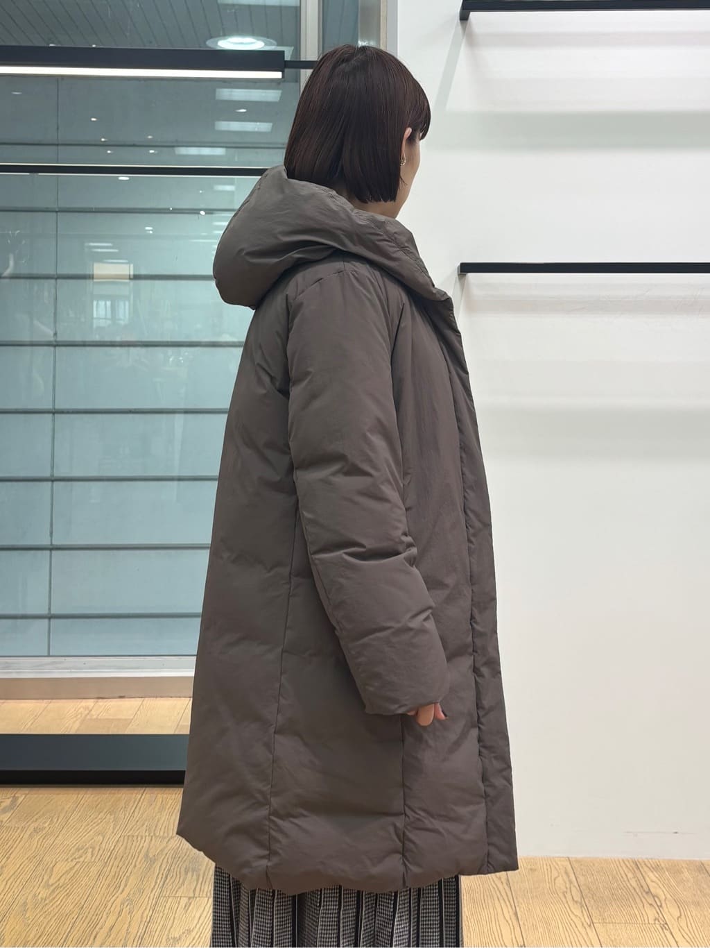 asamiさんの「INDIVI｜【洗える／カシミヤ混】ボトルネック ドルマンスリーブニット」を使ったコーディネート