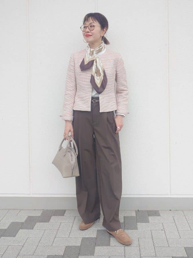 MUTSUKOさんの「UNTITLED｜【きれいめ】ツイード ペプラムジャケット」を使ったコーディネート
