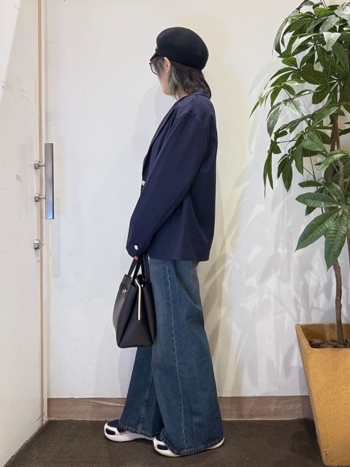 misakiさんの「SHOO･LA･RUE｜【SHOO・LA・RUE DENIM/S-LL】体型カバーにも バギーデニムワイドパンツ」を使ったコーディネート