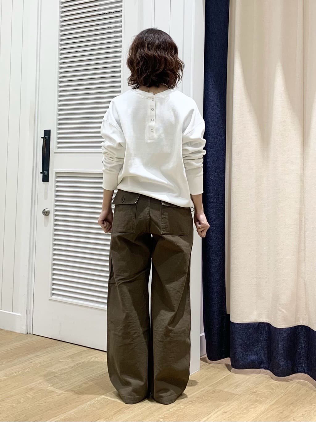 IMARIさんの「Dessin｜【前後2WAY/洗える】ドロストリブカットソー」を使ったコーディネート
