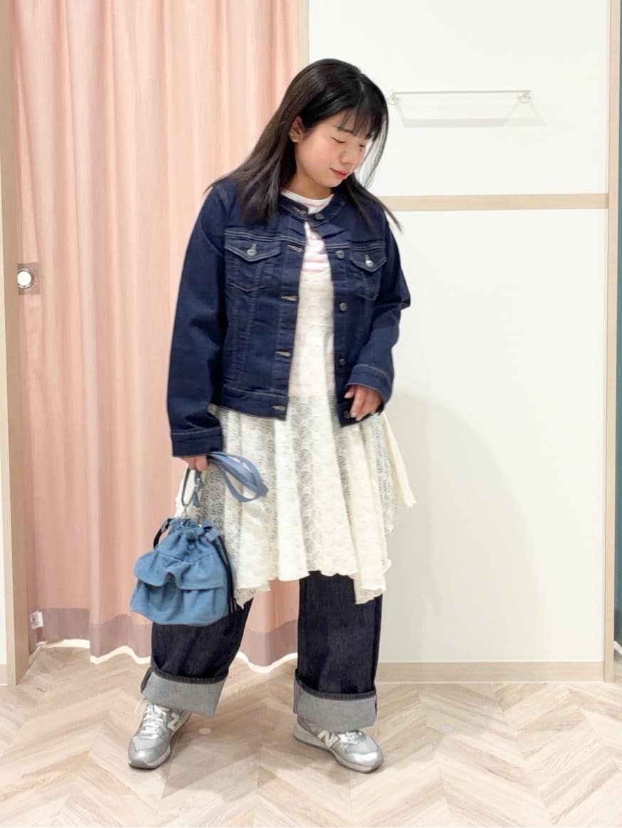 まちゃんなちゃんさんの「SHOO･LA･RUE｜【SHOO・LA・RUE DENIM/S-LL/高レビュー】大人のための ノーカラーデニムジャケット」を使ったコーディネート