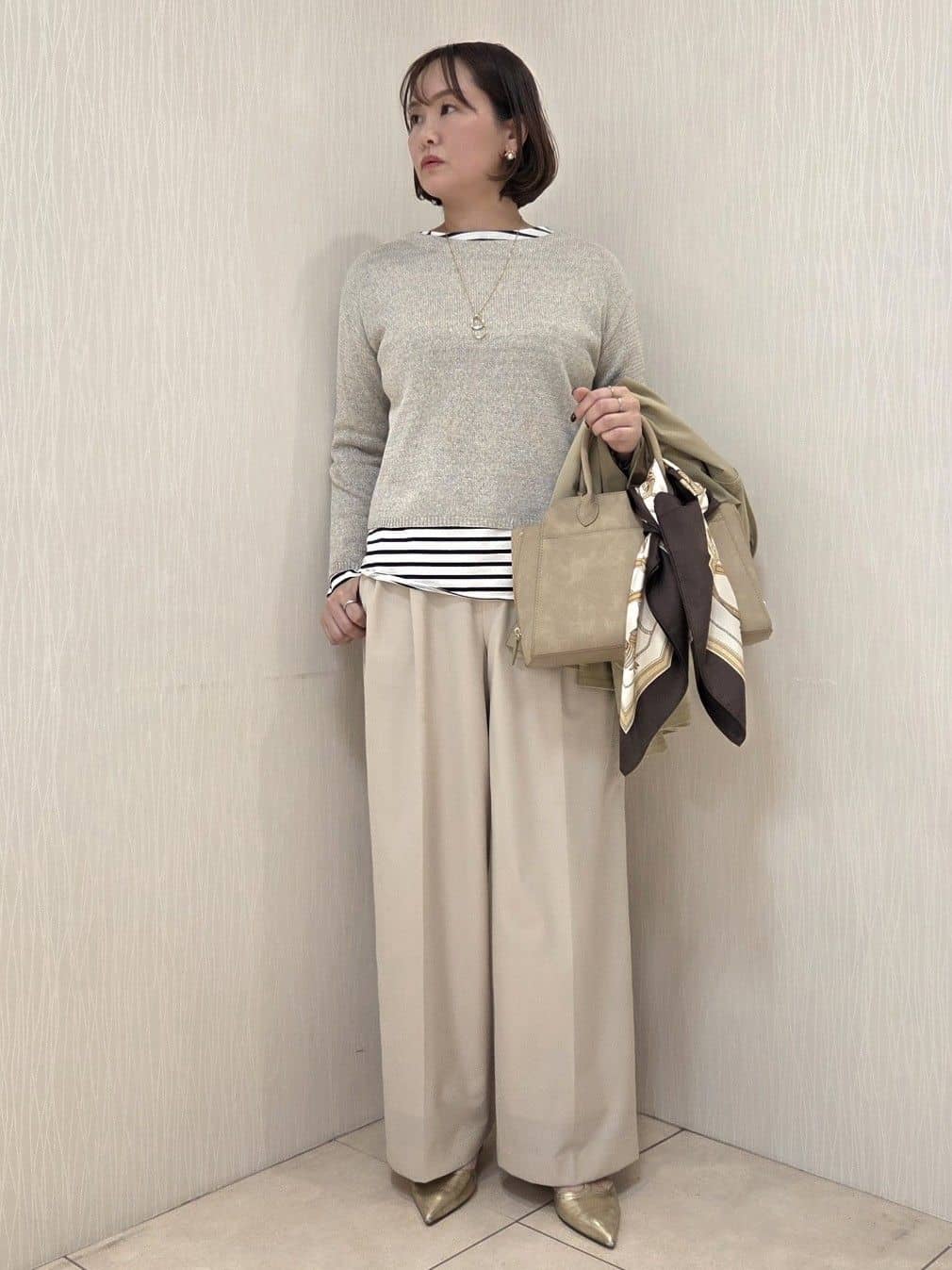 naokoさんの「UNTITLED｜【定番人気/はっ水/洗える】タスランショートトレンチコート」を使ったコーディネート