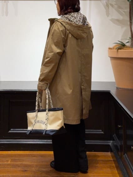 Asamiさんの「DRESSTERIOR｜【ウォッシャブル/撥水素材】撥水フーテッドツイルコート」を使ったコーディネート