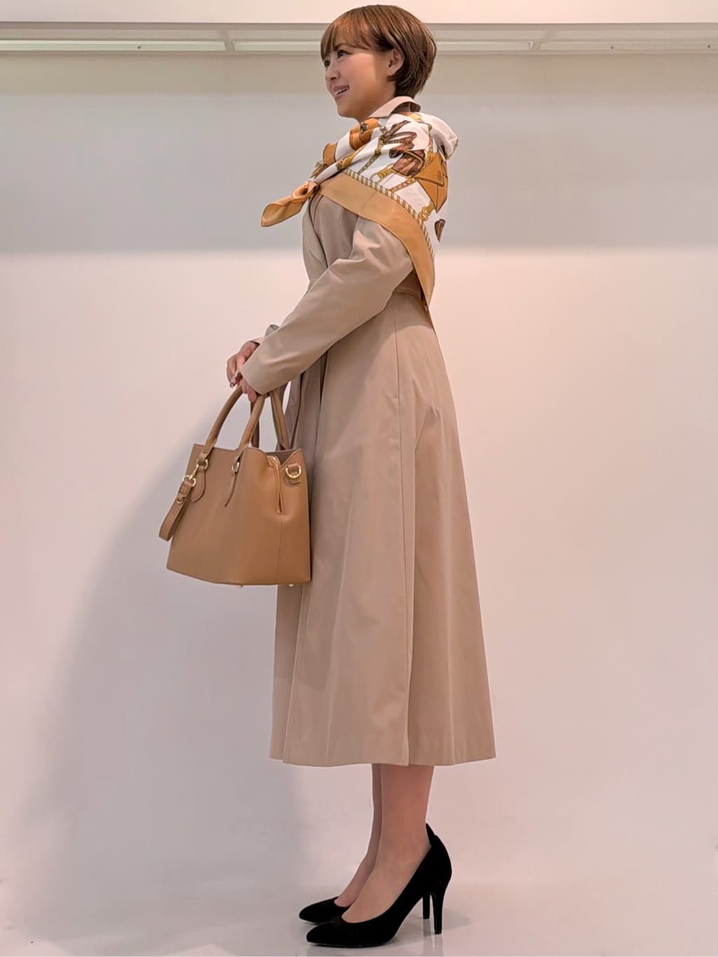 chiiさんの「COUP DE CHANCE｜【きれいめ羽織り】Aラインドレスコート」を使ったコーディネート