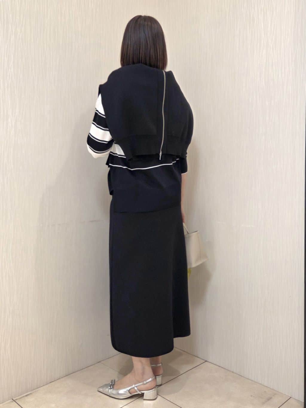 naokoさんの「UNTITLED｜◆【軽羽織り/セットアップ可】ジップアップニットカーディガン」を使ったコーディネート