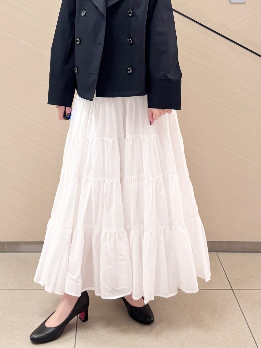 清水夏姫さんの「DRESSTERIOR｜【ウォッシャブル/撥水素材】Aラインショートトレンチジャケット」を使ったコーディネート