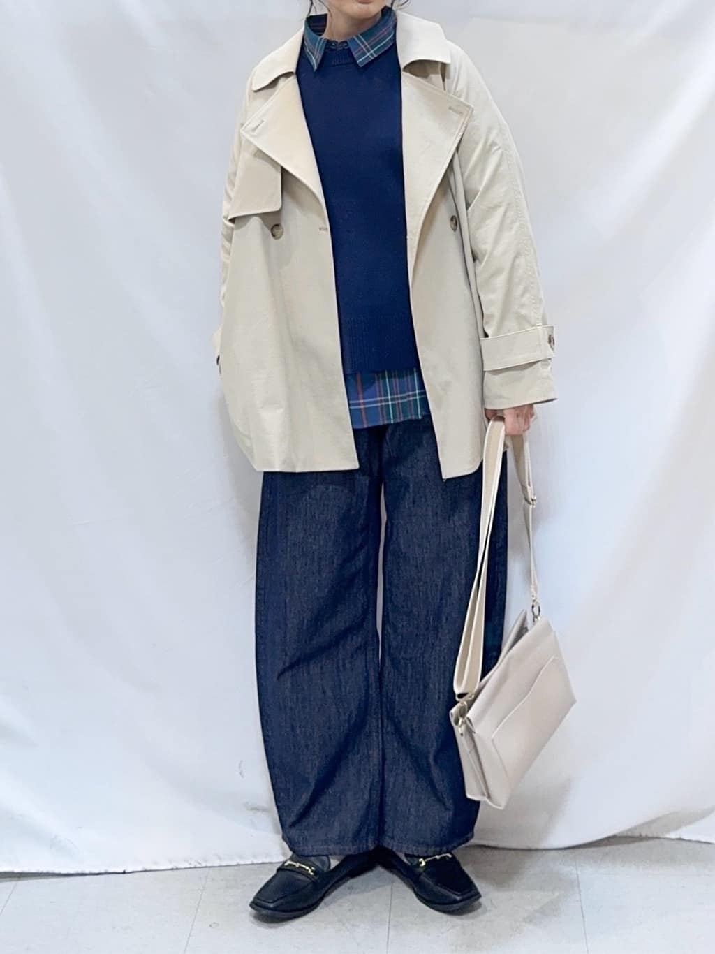 𝐇𝐢𝐫𝐨𝐦𝐢さんの「SHOO･LA･RUE｜【S-LL/洗濯機可/体型カバー】大人世代も取り入れやすい スウェットライクニット」を使ったコーディネート