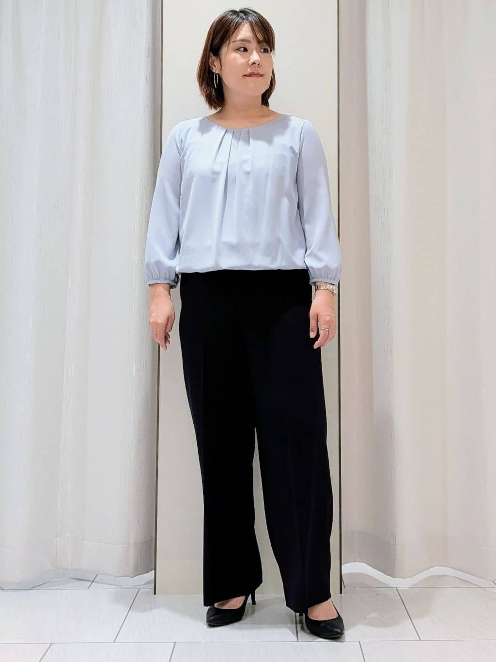 Onumaさんの「UNTITLED｜【透けにくい/ウエストイン見え】タックブラウス」を使ったコーディネート