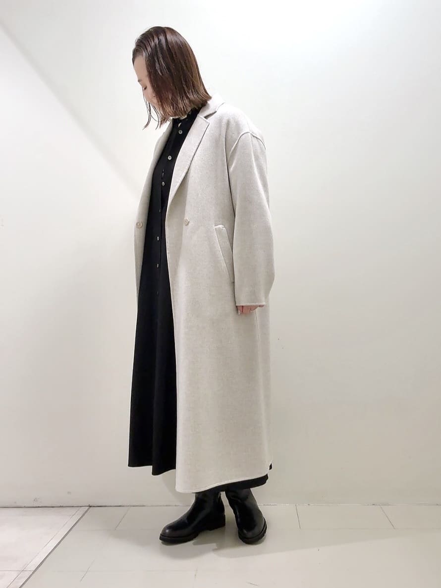 YUIさんの「UNTITLED｜【ロング丈/軽やか】テーラード　リバーコート」を使ったコーディネート